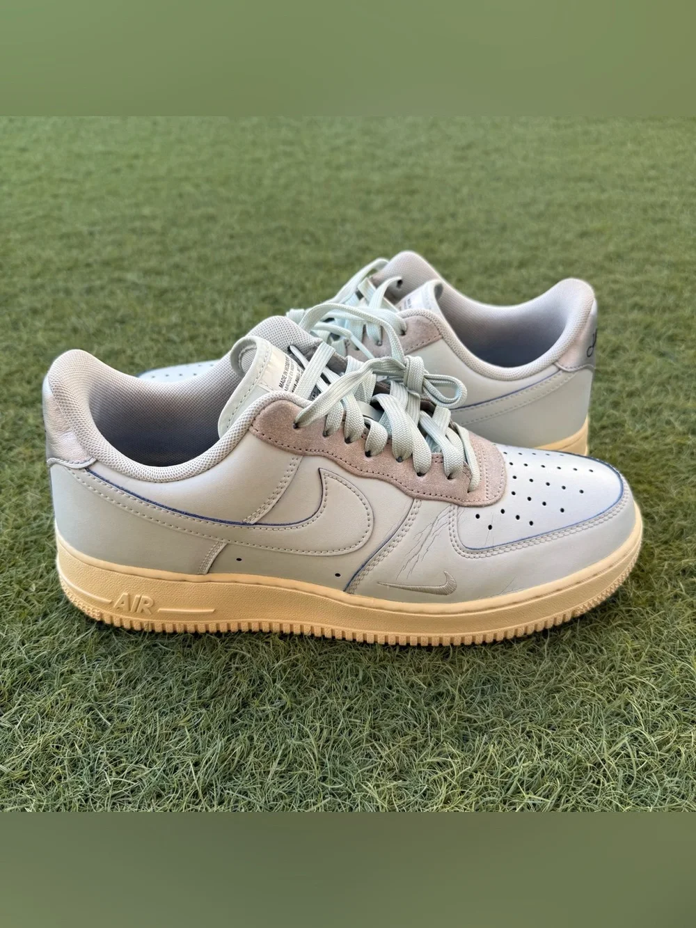 Nike Air Force 1 Booker
